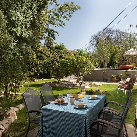 Casa Castel - Old Town House בית נופש פולה