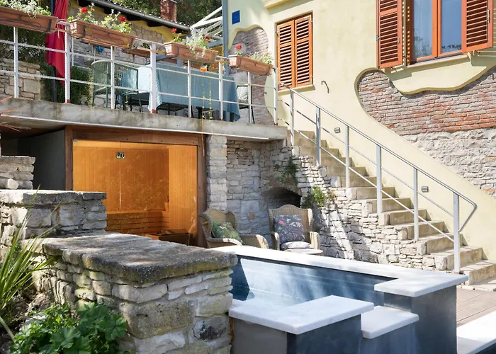 Casa Castel - Old Town House Feriehus