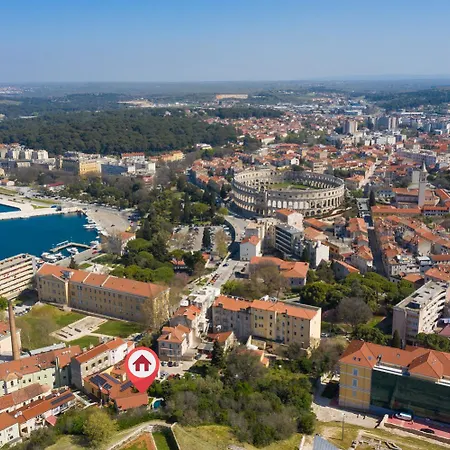 Casa Castel - Old Town House *