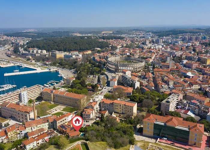 Casa Castel - Old Town House *